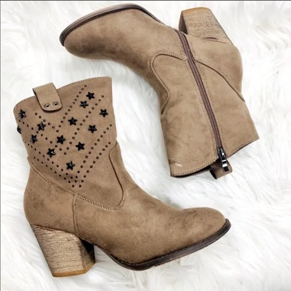 TIARA Taupe Star Studded WesternStyle Ankle Bootie - Picture 2 of 4